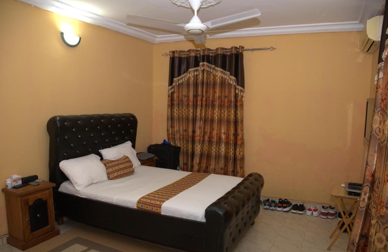 Faith And Grace Guest House Lamin Экстерьер фото