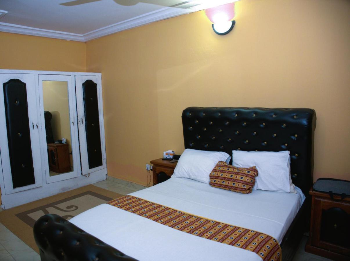 Faith And Grace Guest House Lamin Экстерьер фото